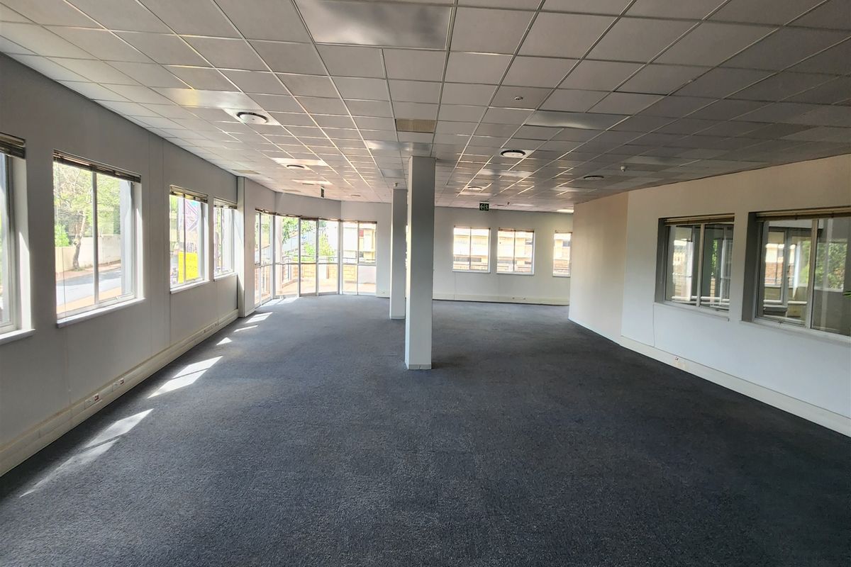 594.60sqm Office to let in Sandown, Sandton - Photo 3