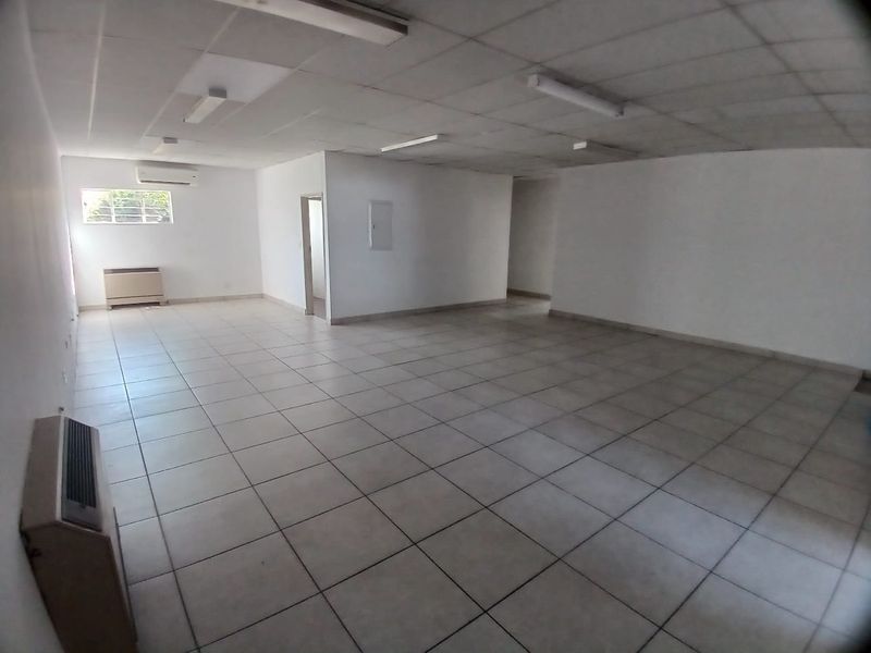 Modern Office Space in Secure Central Newcastle Complex - Photo 4