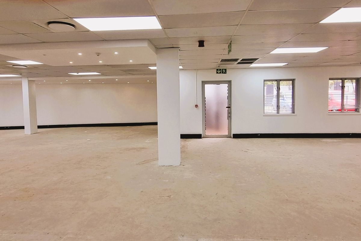 Office space to let in Bryanston Place - Photo 4