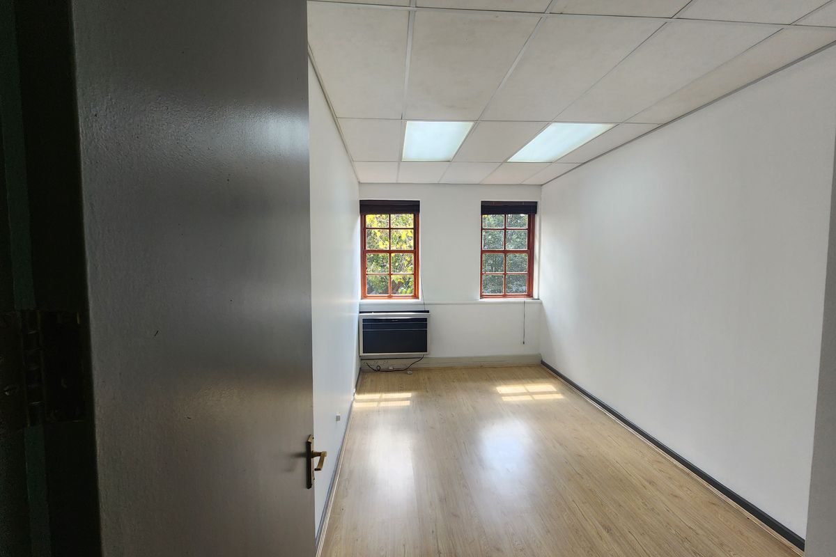 252.71sqm Office o Let in Chislehurston, Sandton - Photo 5