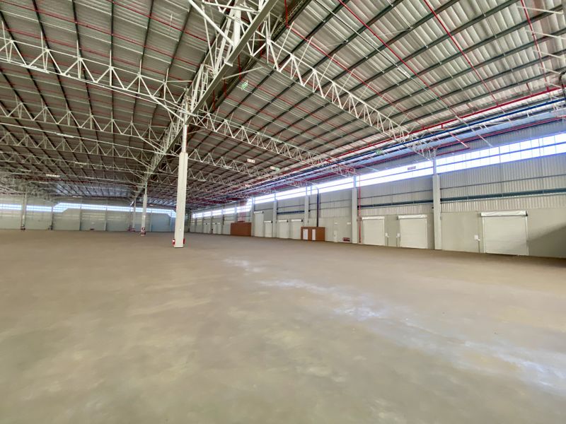 11 695m2 Premium Logistics & Distribution Facility To Let | Twenty One Industrial Estate | R21 Corri - Photo 5
