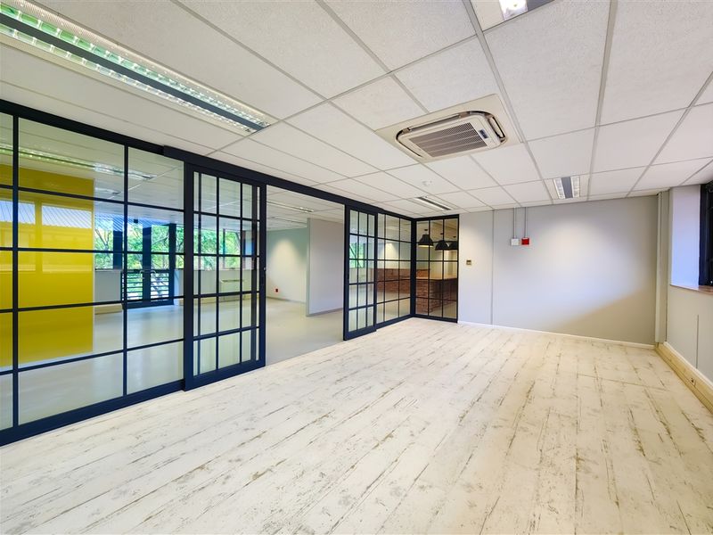 351m2 Ultra-Modern Office to Let in Constantia Office Park - Photo 8
