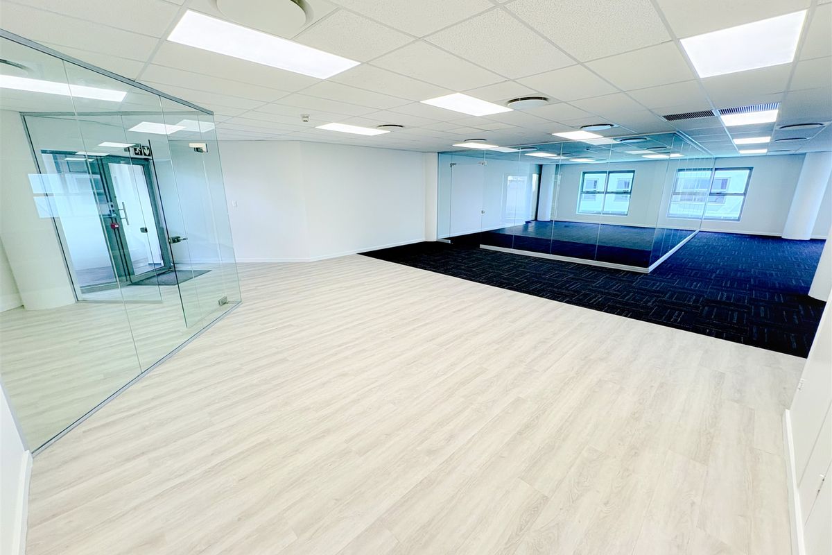 Prime office space to let - Photo 4
