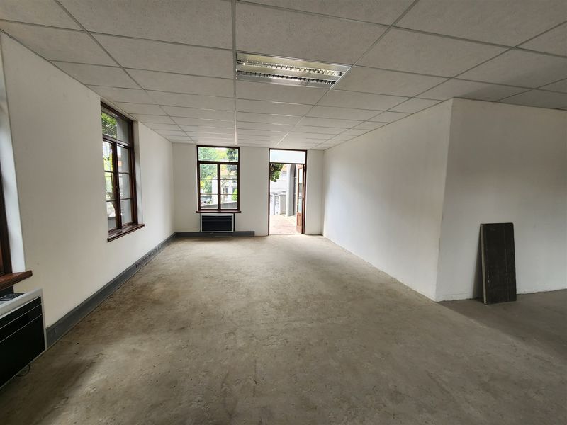 188sqm Offices to let in Wierda Valley, Sandton - Photo 9
