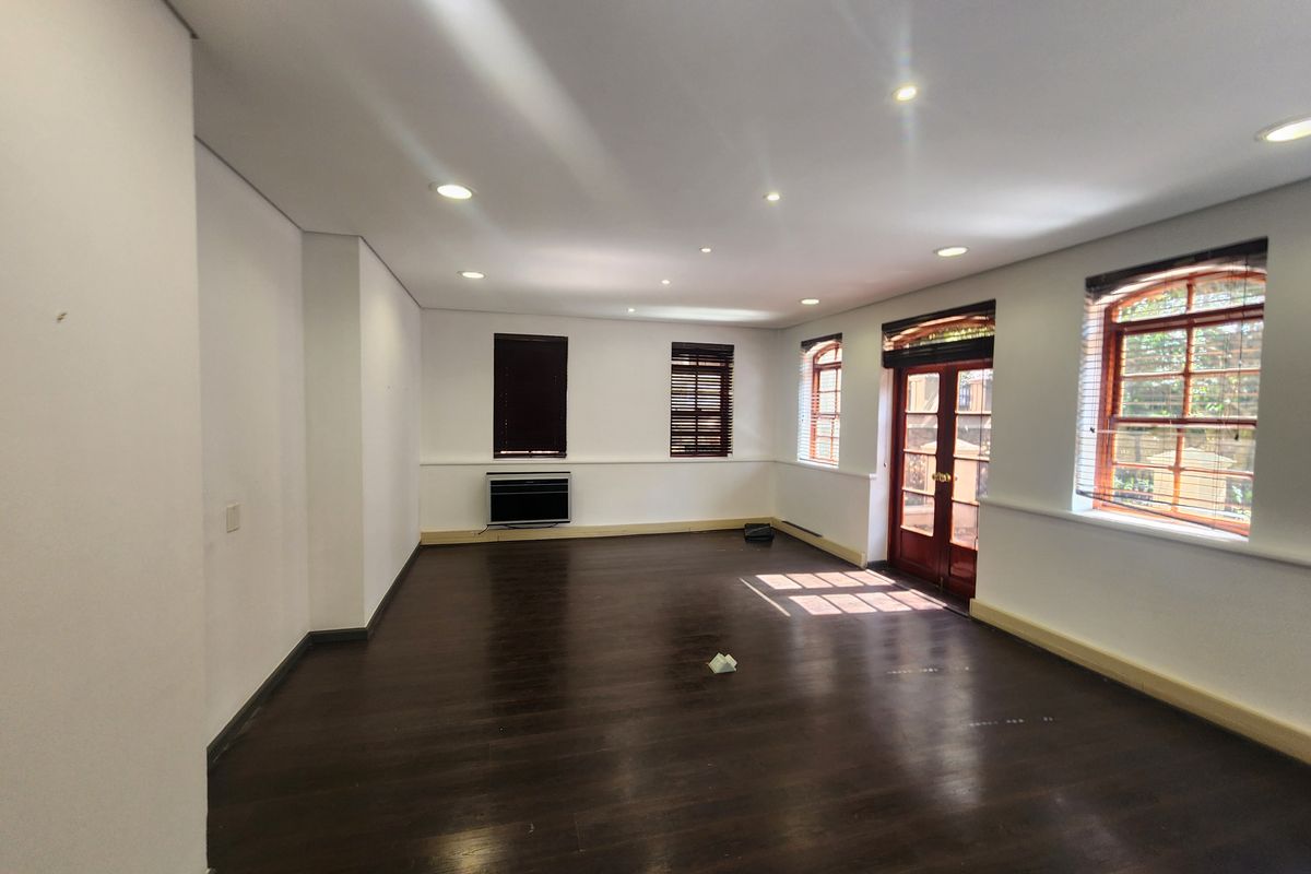 237.94sqm Office o Let in Chislehurston, Sandton - Photo 4