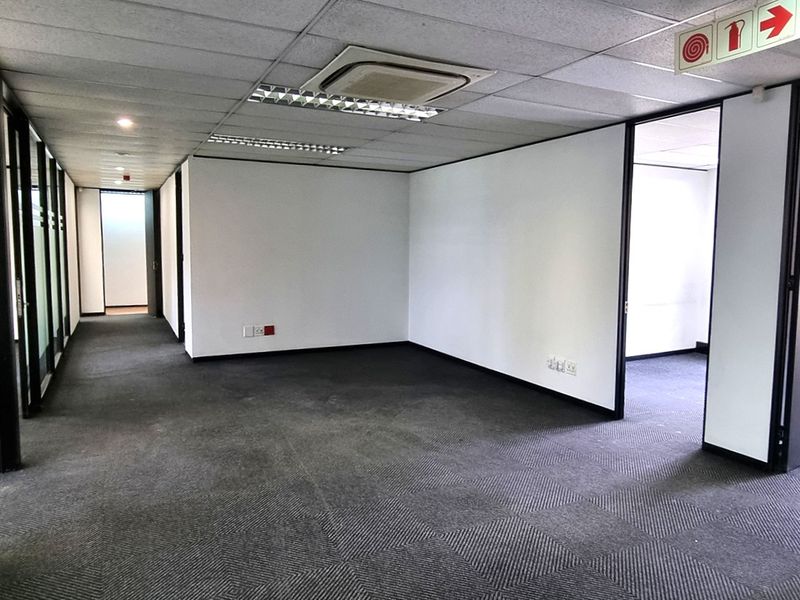 Office space to in St Andrews Office Park - Photo 9