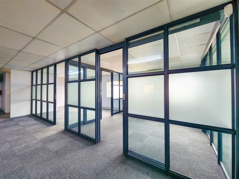262m2 Ground Floor Office to let in Allen's Nek - Photo 5