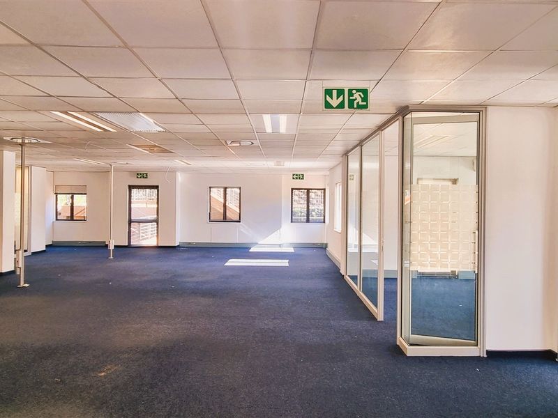 Office space to let in 24 Peter Place - Photo 7