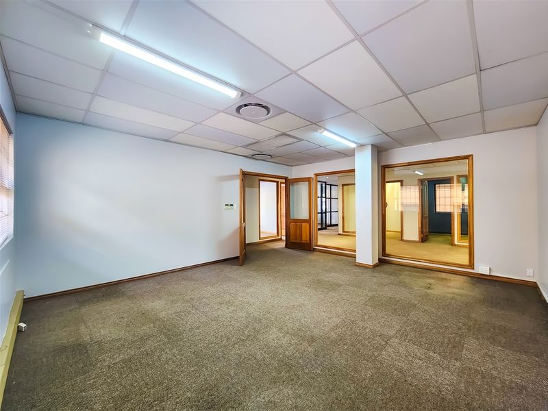 262m2 A-Grade Office to let in Allen's Nek - Photo 7
