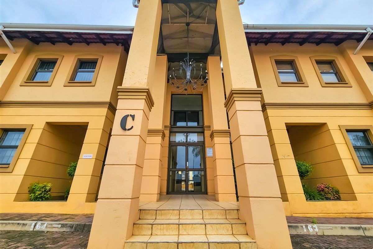 524m2 Ground Floor Office to let in Allen's Nek - Photo 4