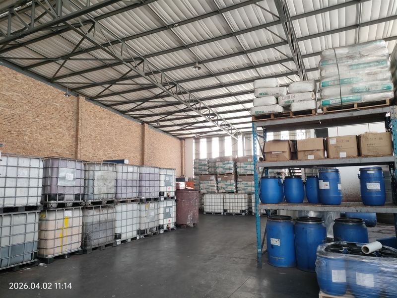 1115m2  Warehouse  - TO LEASE or FOR SALE AT R10 369 500.00 plus vat - Photo 2