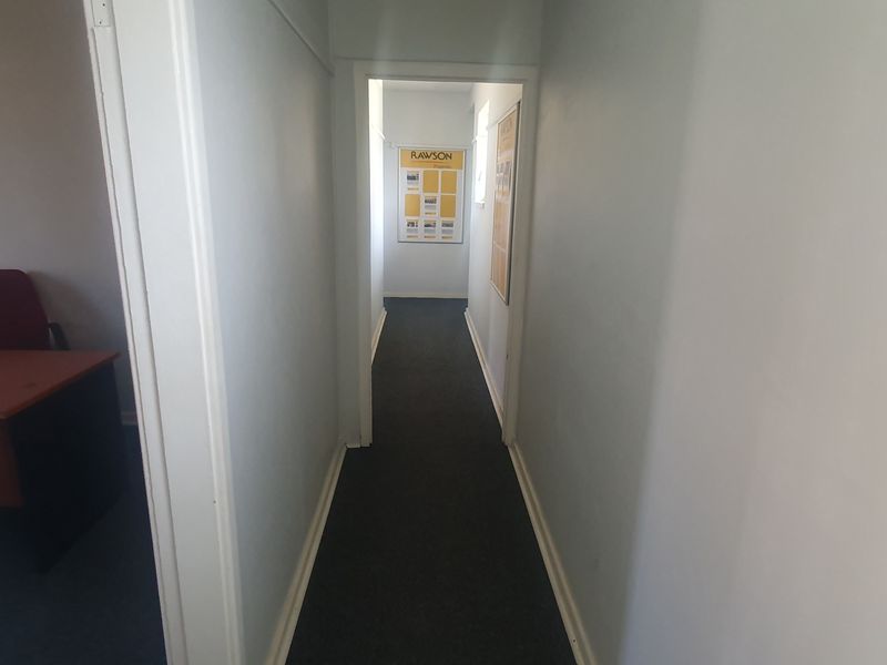 Prime Commercial Property To Let On Marine Drive Bluff - Photo 10