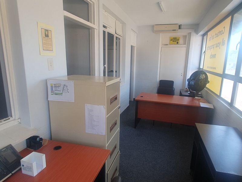 Prime Commercial Property To Let On Marine Drive Bluff - Photo 4