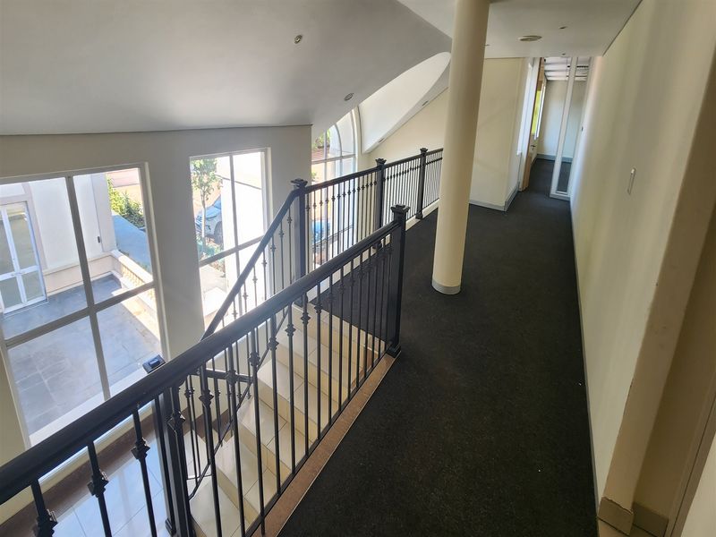 565.21sqm Offices to let in Wierda Valley, Sandton - Photo 2