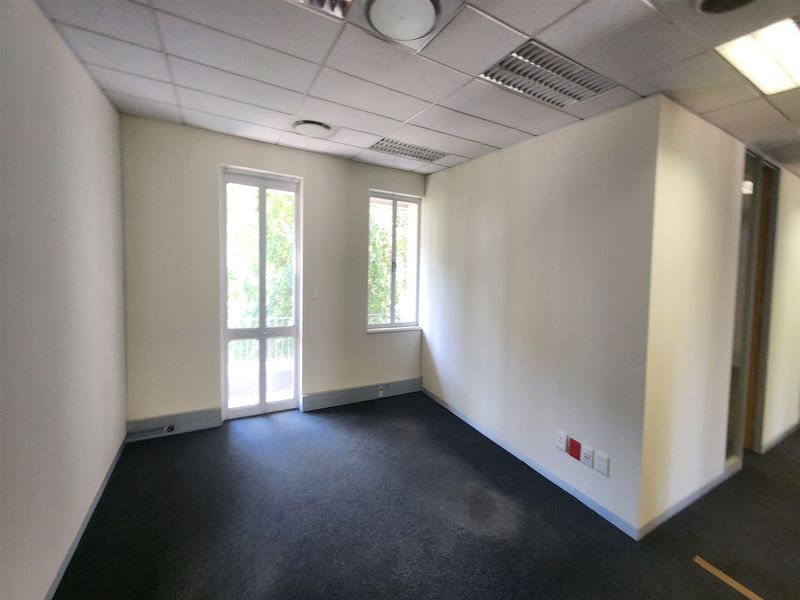 565.21sqm Offices to let in Wierda Valley, Sandton - Photo 4