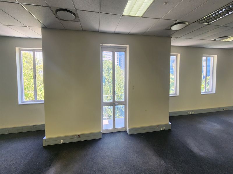 565.21sqm Offices to let in Wierda Valley, Sandton - Photo 8