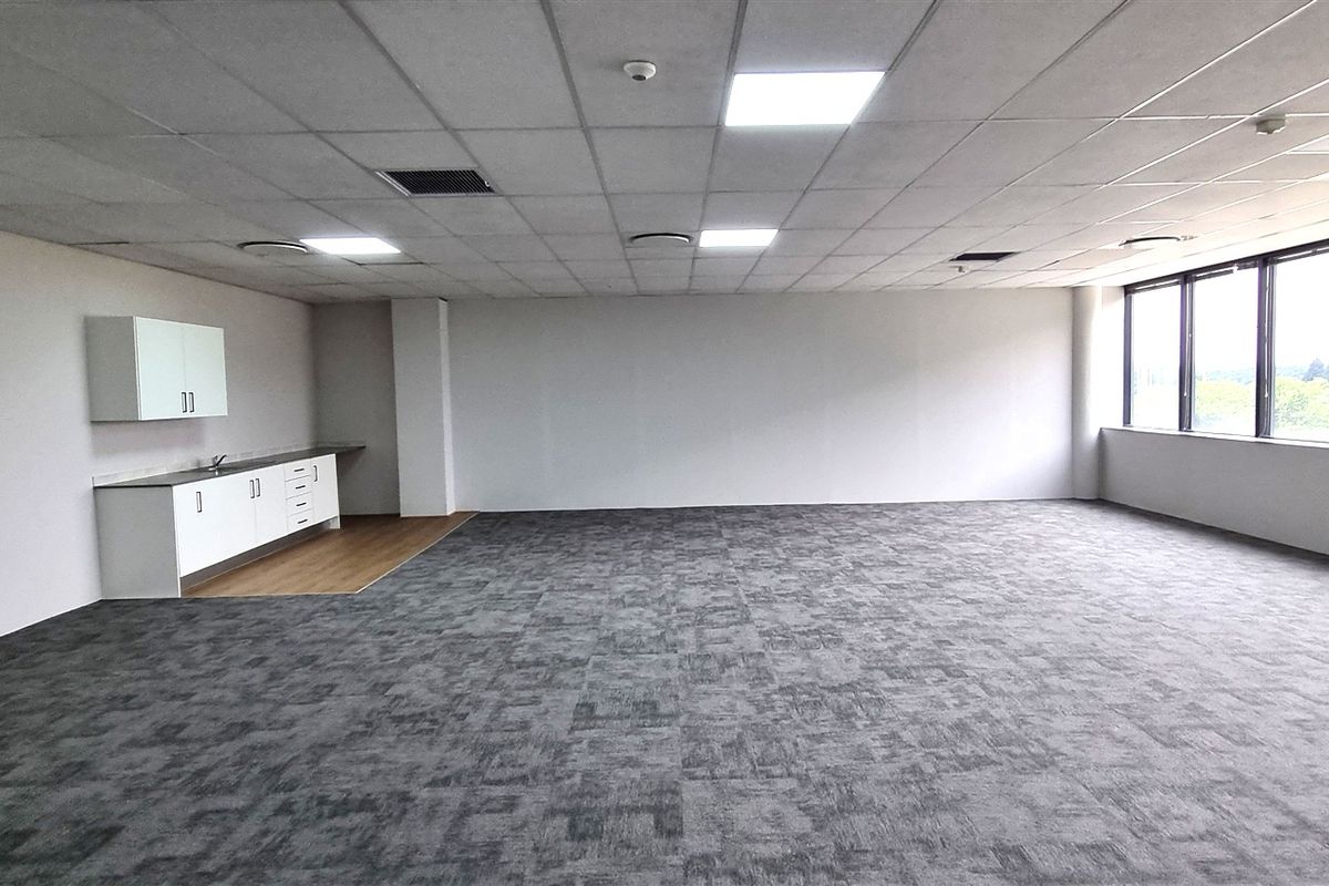 Office space to let in Woodmead North - Photo 2