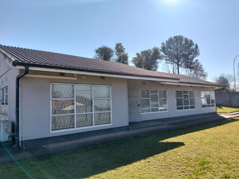 Office space for rental in Southernwood - Photo 2