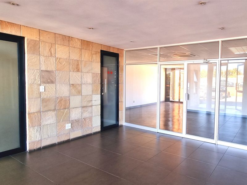 Office space to let in Kildrummy Office Park - Photo 2