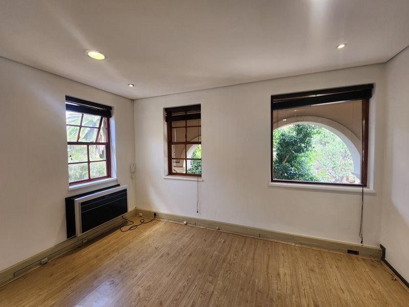 490.65sqm Office o Let in Chislehurston, Sandton - Photo 9