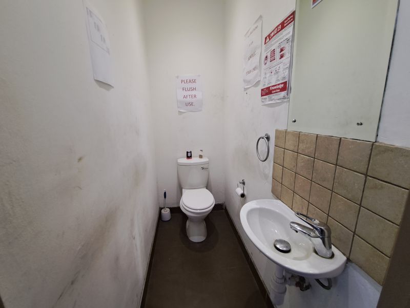 Warehouse to rent in Randjespark - Photo 8