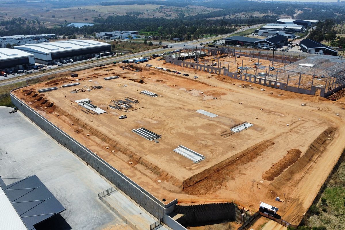 Warehouse to let in Longlake - Photo 5