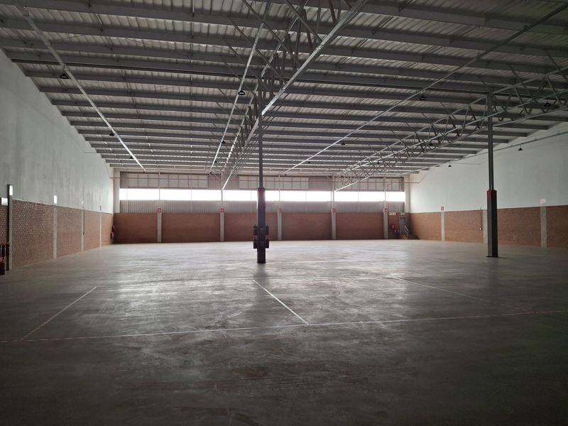 Newly Built Warehouse with 24/7 Security – Prime Location Near Kempton Park! - Photo 6