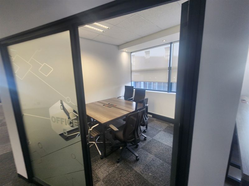 315m2 Office to let in Sandown, Sandton - Photo 10