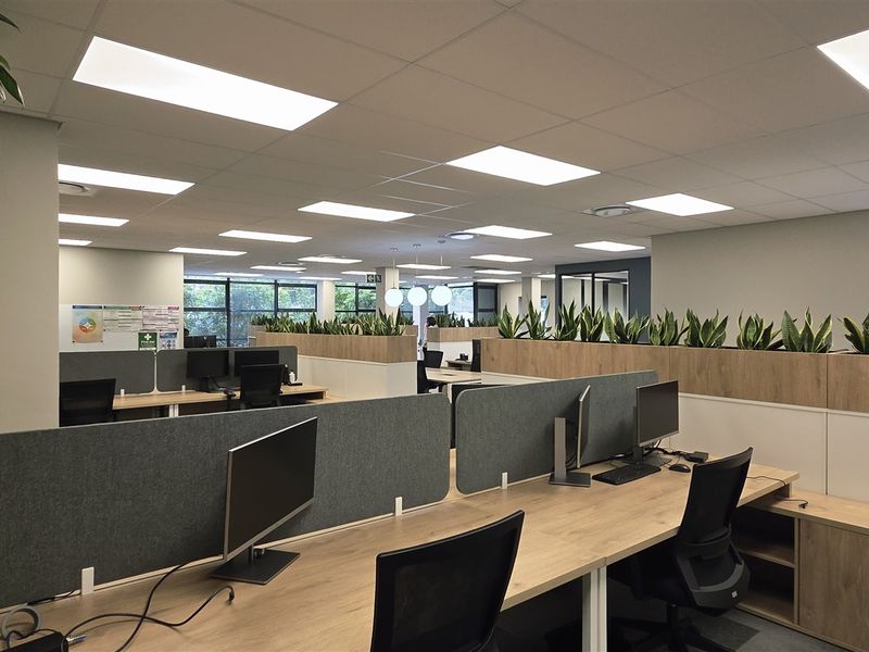 Office space to let in Culross on Main - Photo 9