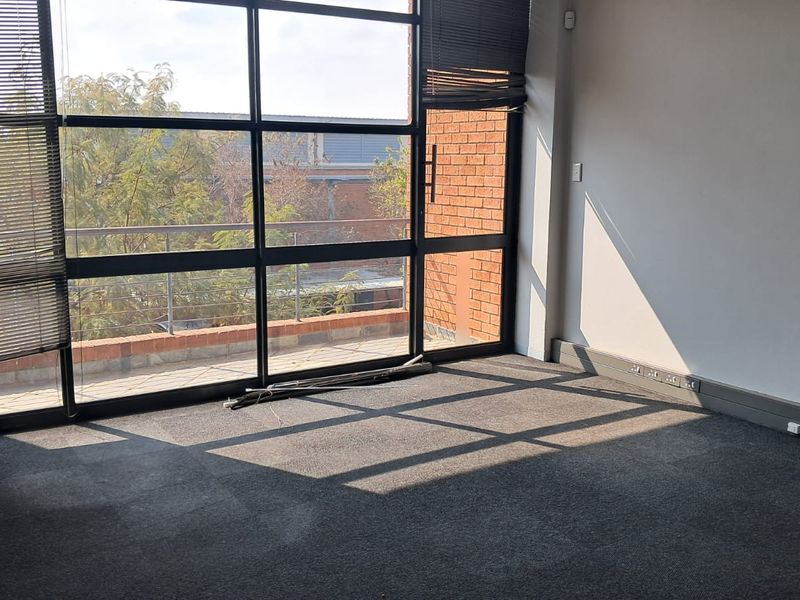 253m2 Office TO LET in Eco Park - Photo 7