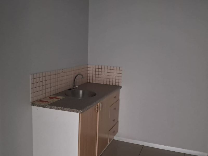 253m2 Office TO LET in Eco Park - Photo 6