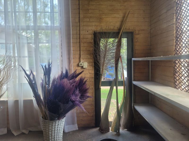 167m2 Retail / Warehouse to Let in Doornkloof East, Irene area - Photo 8