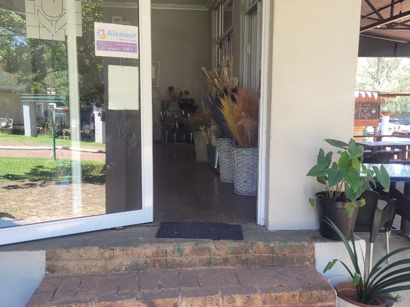167m2 Retail / Warehouse to Let in Doornkloof East, Irene area - Photo 2