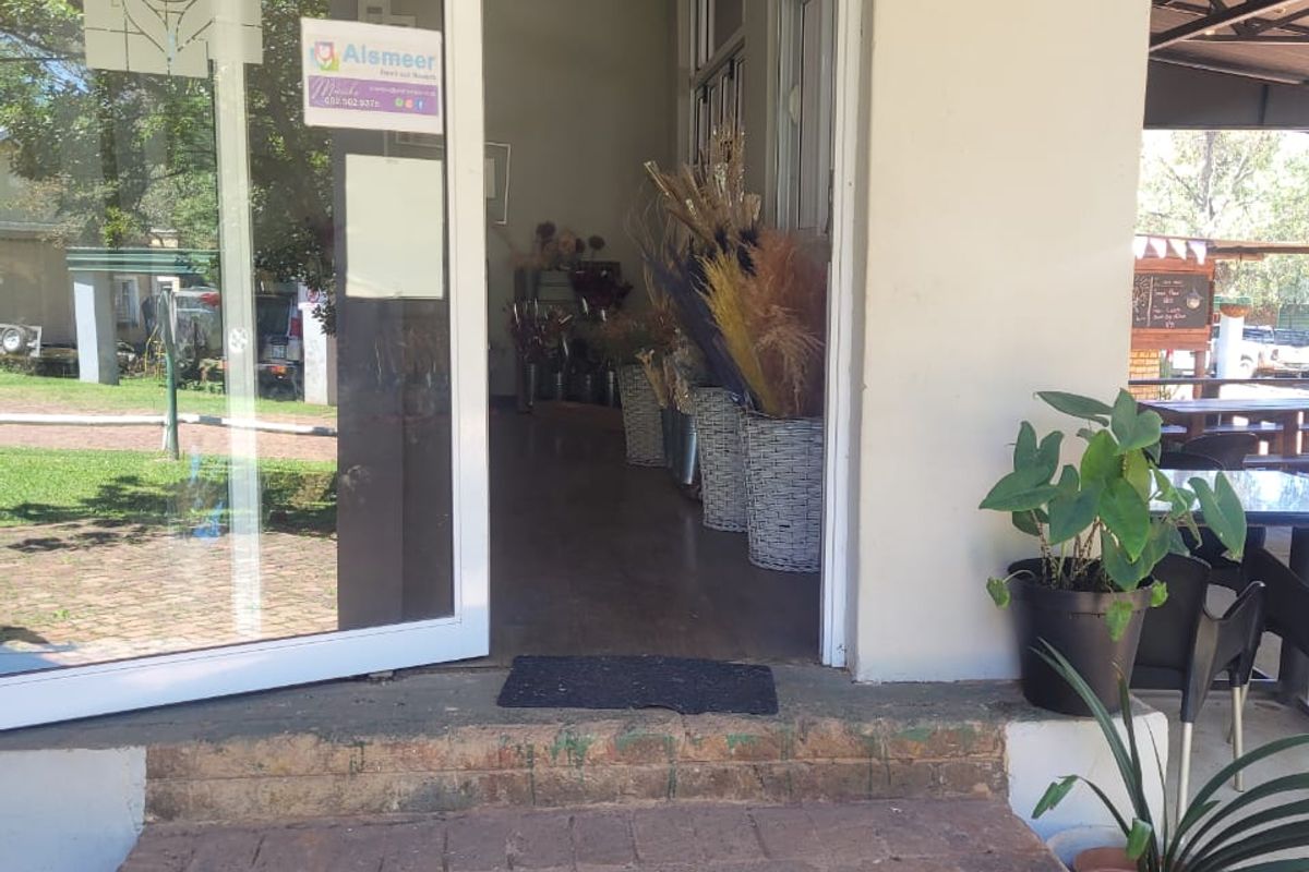 167m2 Retail / Warehouse to Let in Doornkloof East, Irene area - Photo 2