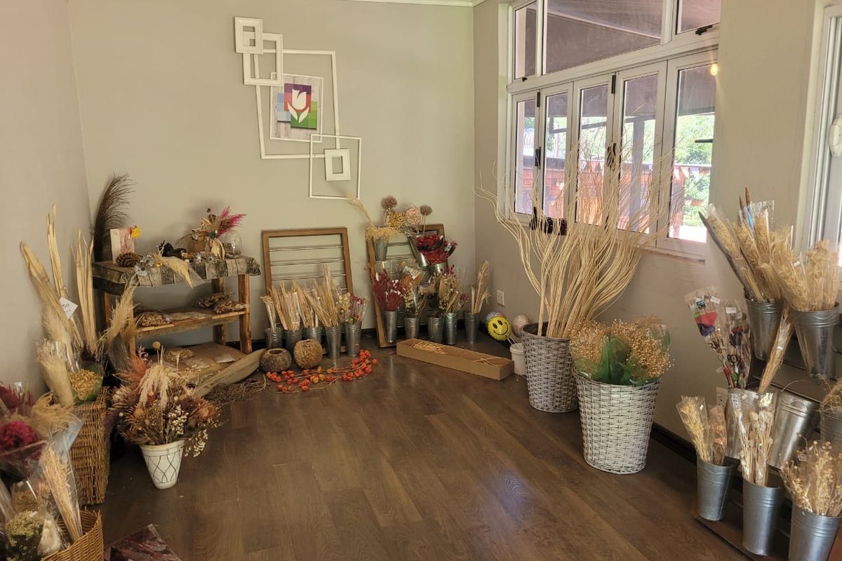 167m2 Retail / Warehouse to Let in Doornkloof East, Irene area - Photo 3