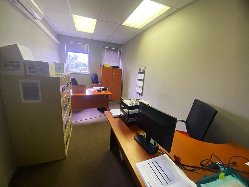 Flexible 2,893m2 Industrial Facility To Let | Randjespark, Midrand - Photo 10