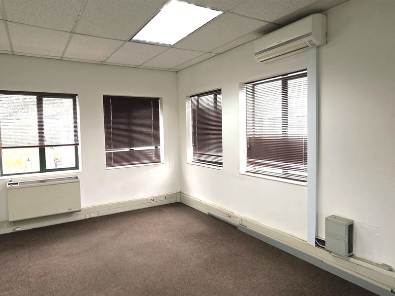 Office space to let in Bryanston Gate - Photo 5