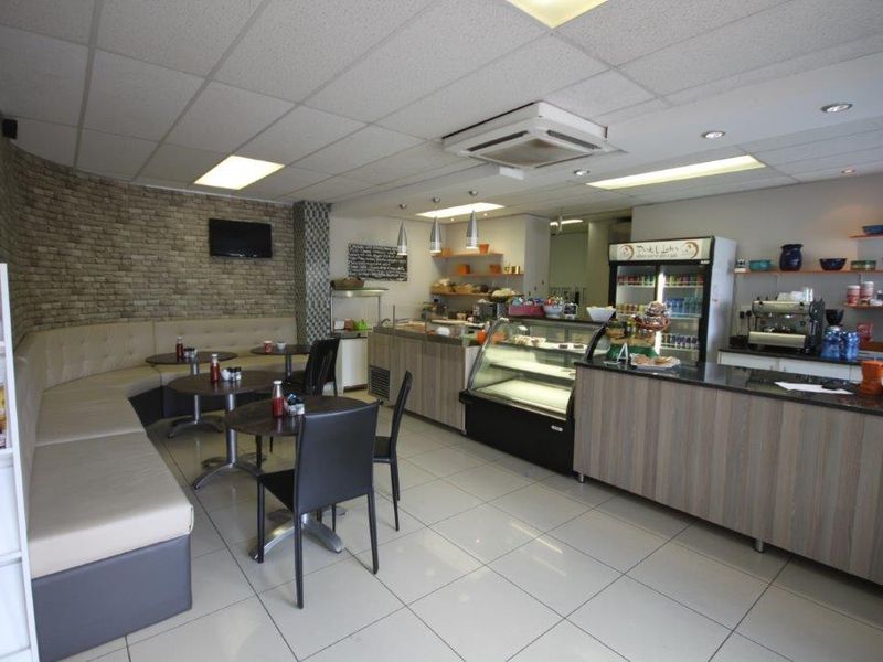 Office space to let in Bryanston Gate - Photo 9