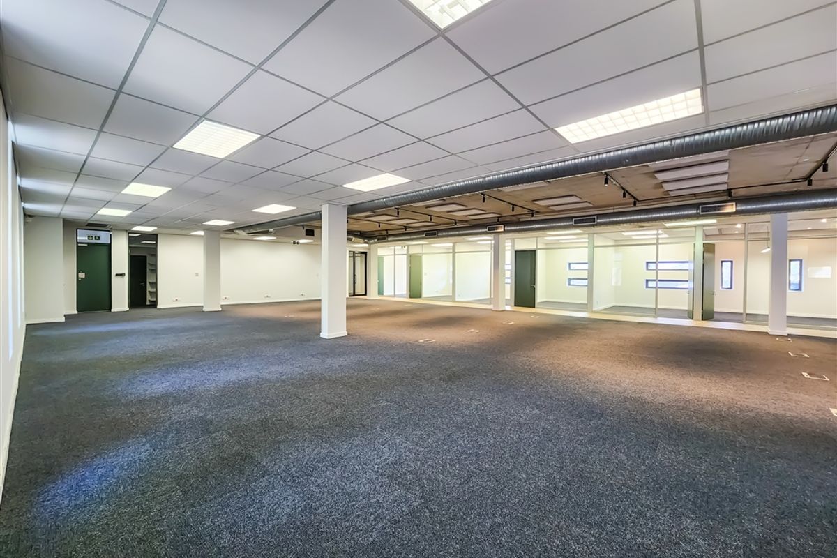 631m2 Modern Office to Let in Fourways - Photo 5