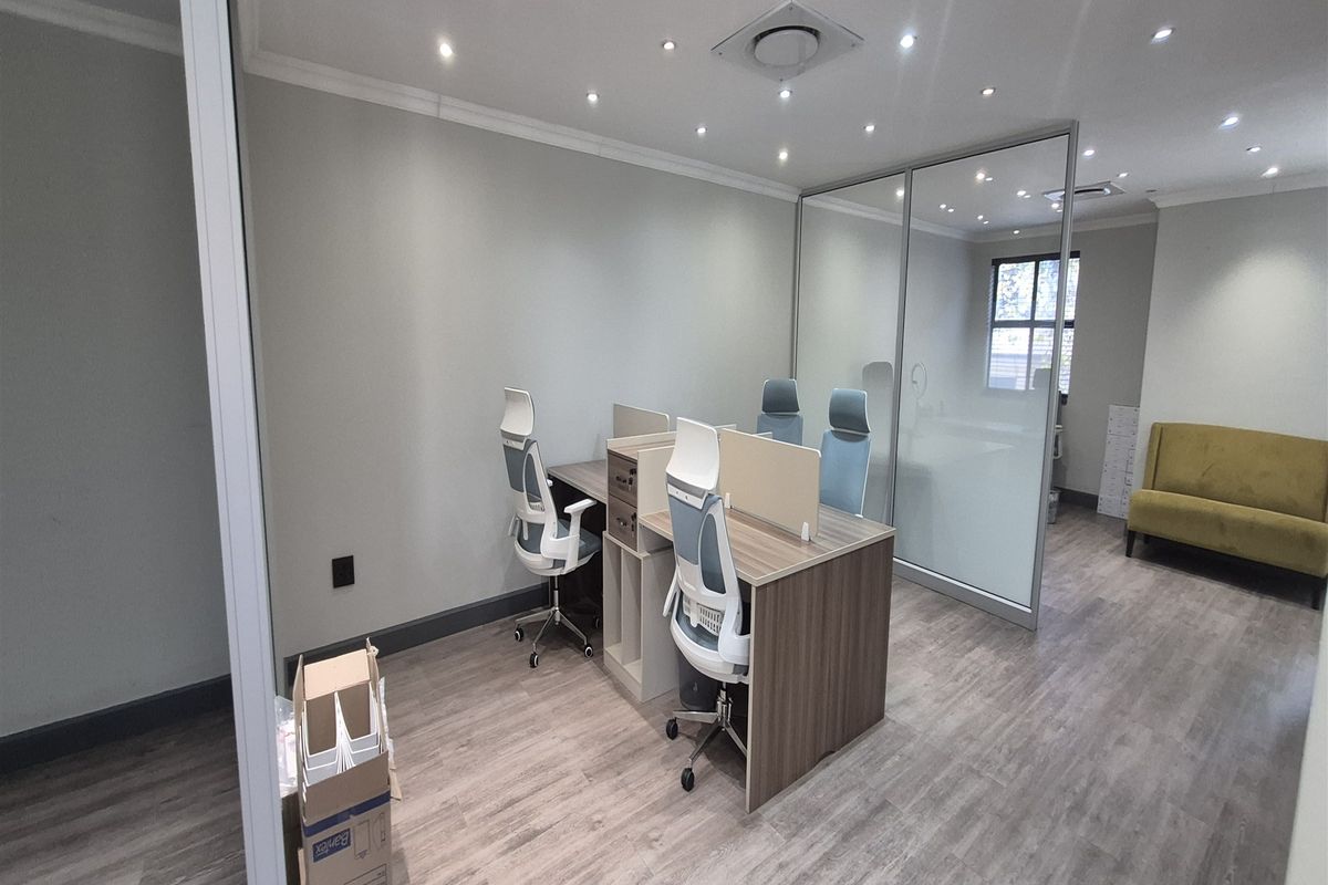 140m2 Offices to let in Dunkeld - Photo 4