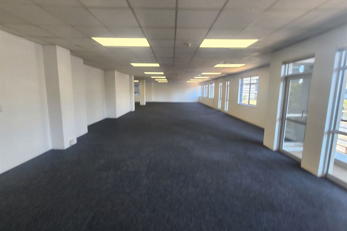 1210.9sqm Offices to let in Sandown, Sandton - Photo 5