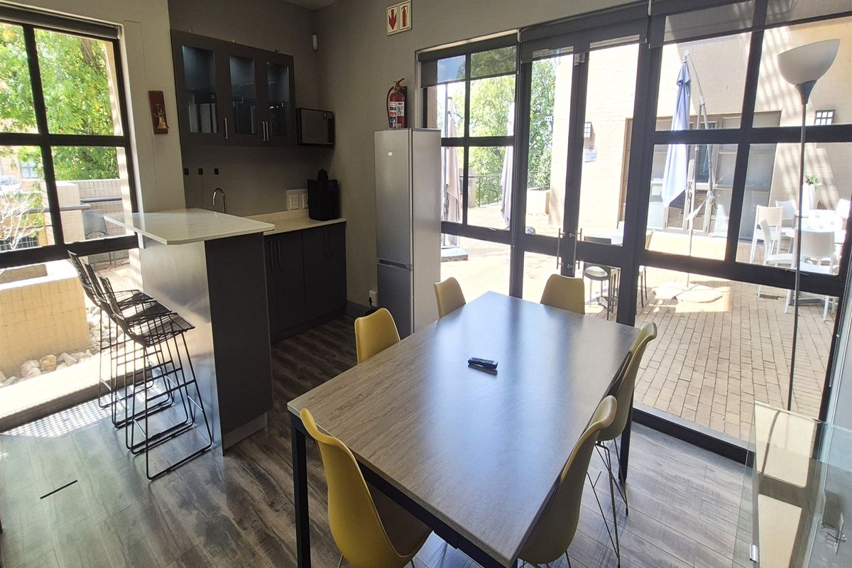 153.44sqm Offices to let in Illovo, Sandton - Photo 3