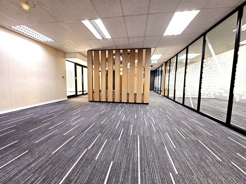 Office space to let in Silver Stream Office Park - Photo 6