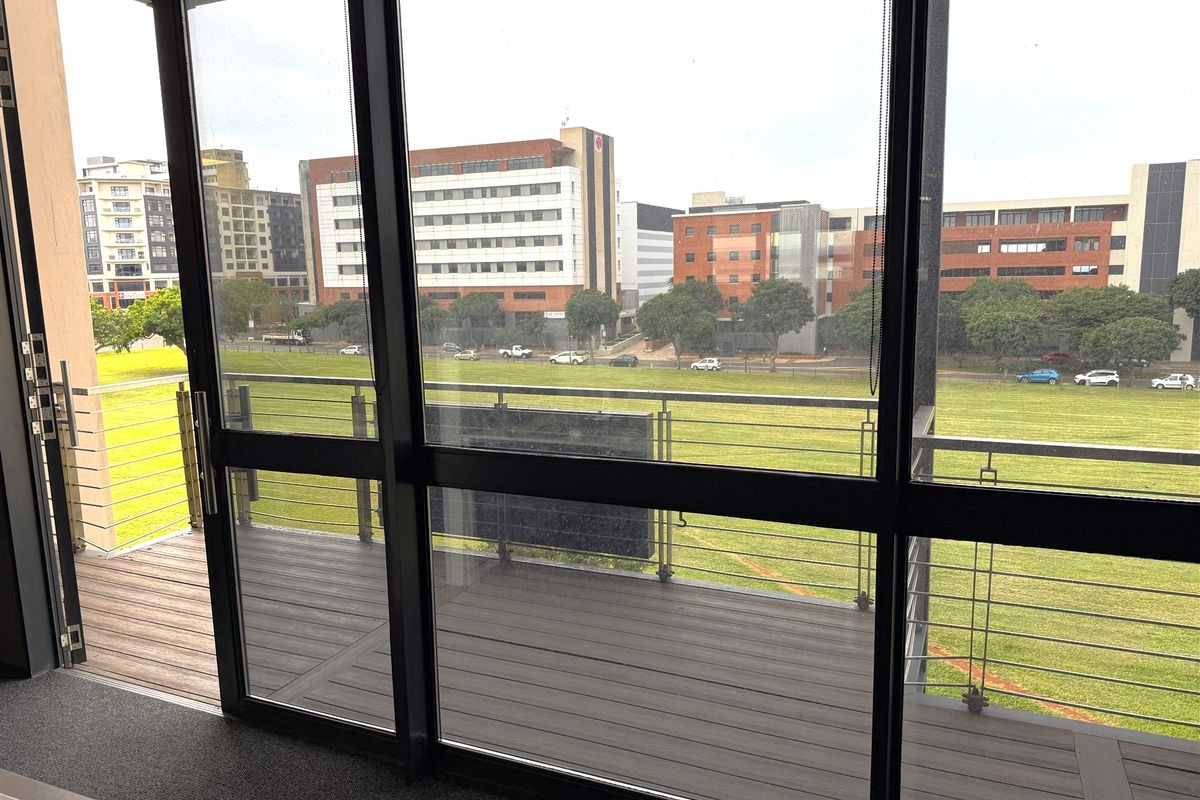 210m2 Office Space to Let in Mayfair on the Lake, Umhlanga - Photo 3