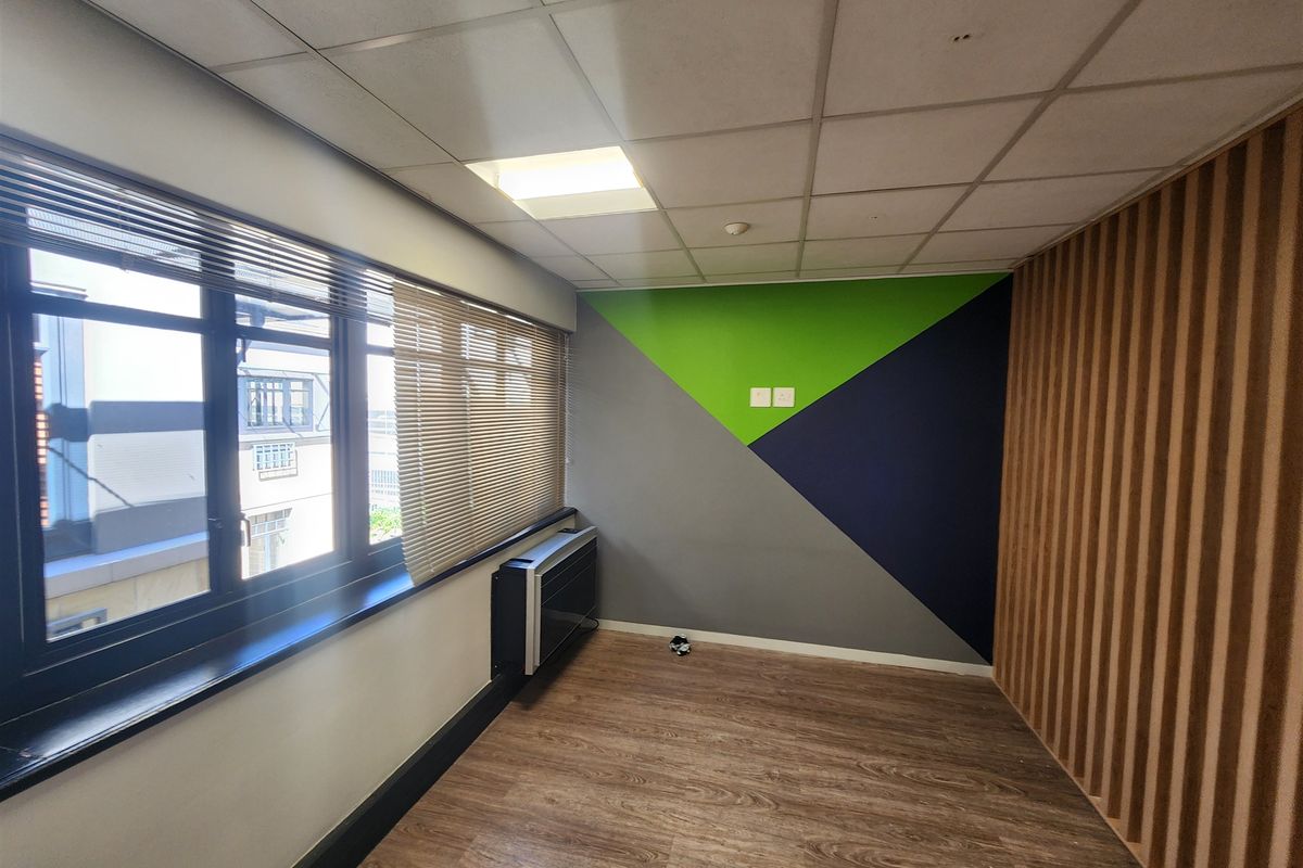 377sqm Offices to let in Sandown, Sandtown - Photo 5