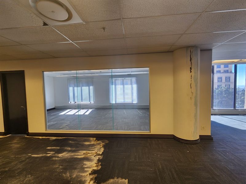 1291sqm Offices to let in Sandown, Sandton - Photo 9