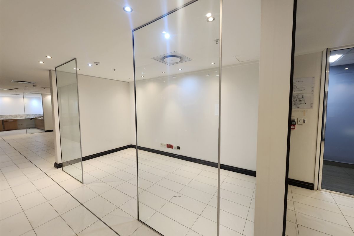 1291sqm Offices to let in Sandown, Sandton - Photo 4