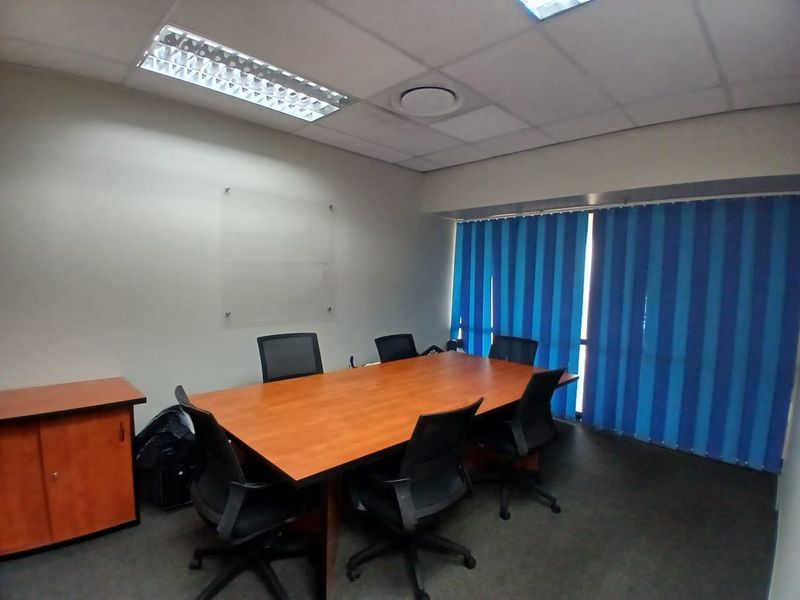Office Space, Elevated - Photo 3