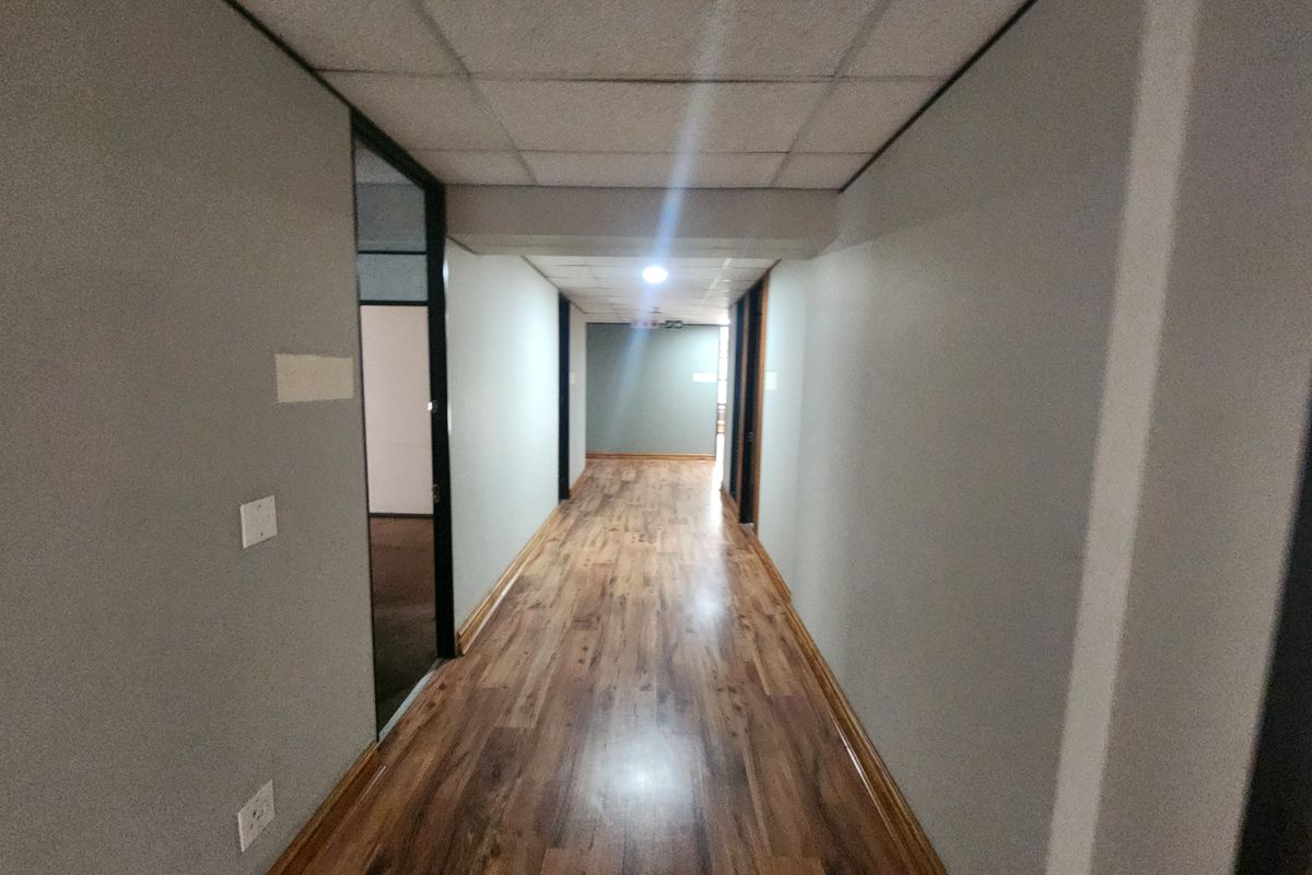 974m2 Office to let in Sandown, Sandton - Photo 3