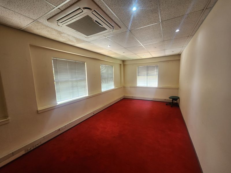 974m2 Office to let in Sandown, Sandton - Photo 5